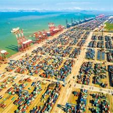 廣州港與白云機場 雙輪驅動，連通全球與內貿的航運樞紐